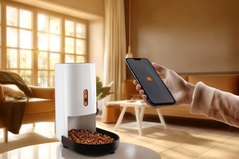 view-automatic-smart-feeder-household-pets_23-2151482509