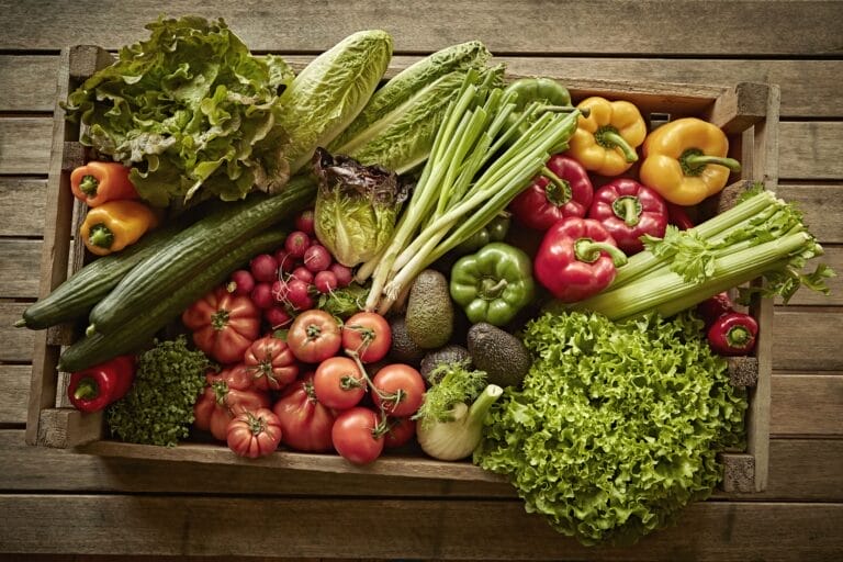 still-life-fresh--organic--healthy-vegetable-harvest-variety-in-wood-crate-742168705-5b117e71a9d4f90038e704b0